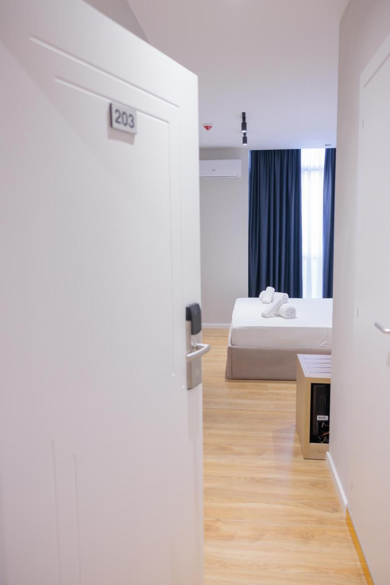Bel Ami Tirana 2 Hotel Luaran gambar