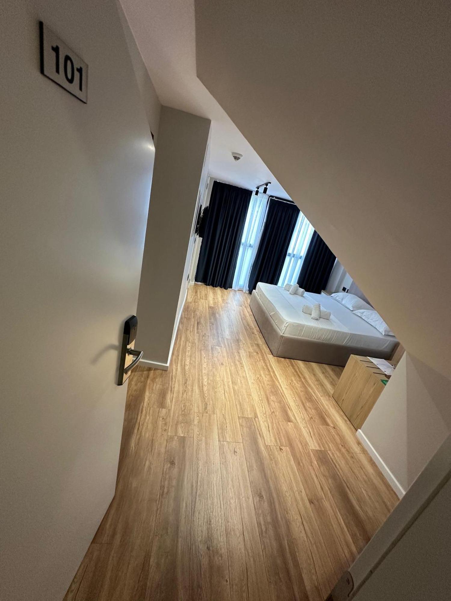 Bel Ami Tirana 2 Hotel Luaran gambar